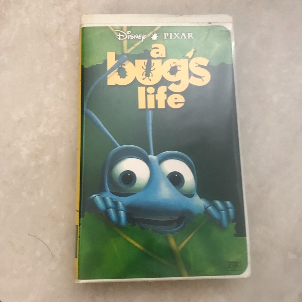 Disney pixar a bug’s life vhs